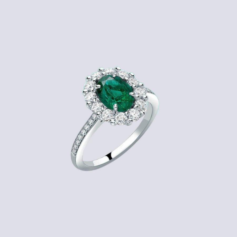 OVAL GREEN EMERALD RING
